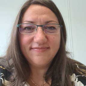 Domnita, Gezin in Prinsenbeek