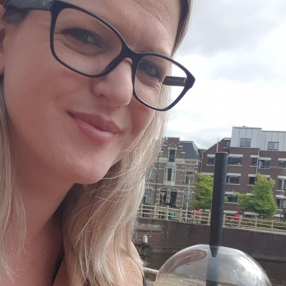 Elze-Miek, Gezin in Harlingen