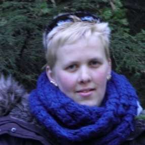 karin, Oppas in Schoonoord