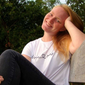 Kimberley, Oppas in Boven-Leeuwen