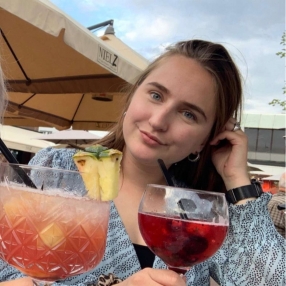 Selina, Oppas in Rijssen