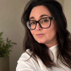 Anouk, Babysitter in Weesp