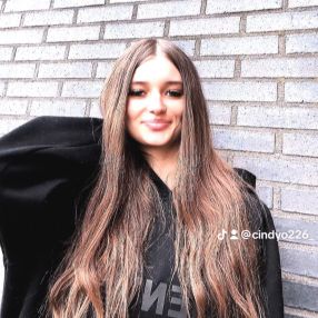 Cindy, Oppas in Oudkarspel