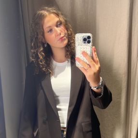 Emilia, Babysitter in Aalsmeer