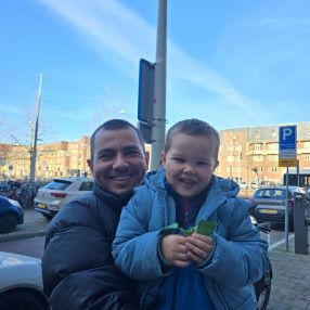 Chap, Family in Zeist