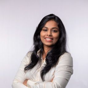 Vidya, Oppas in Groningen
