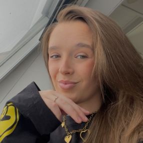 Mandy, Babysitter in Renswoude