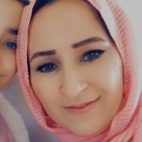 Nazifa, Babysitter in Zwanenburg