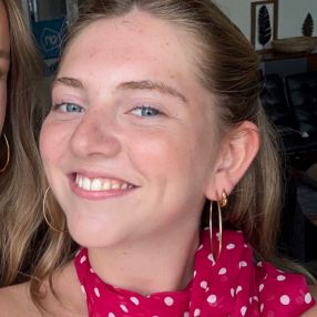 Liselotte, Babysitter in Huissen
