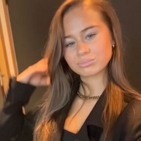 Kyara, Oppas in Velsen-Noord