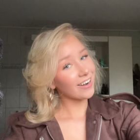 Jara, Babysitter in Vaassen