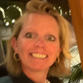 Janine, Babysitter in Zuidhorn