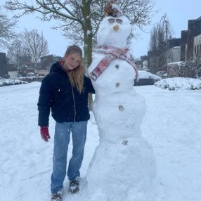 Laura, Oppas in Hoevelaken