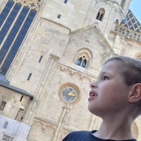 Vaidotas, Gezin in Hoogvliet