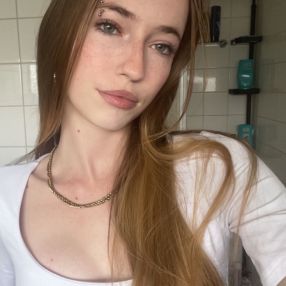 Esmee, Oppas in Damwald