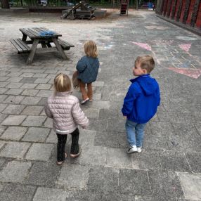 Laura, Gezin in Groningen