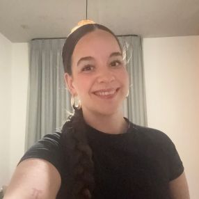 Demi, Babysitter in Maastricht