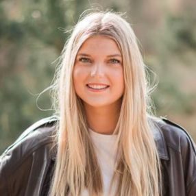 Naomi, Babysitter in Veenendaal