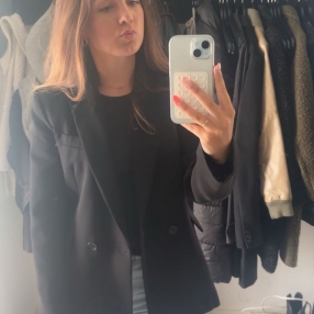 Lynn, Oppas in Hoevelaken
