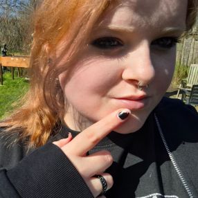 Anouk, Oppas in Jubbega