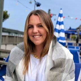 Hannah, Babysitter in Katwijk