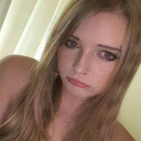 Jackie, Babysitter in Zuidlaren