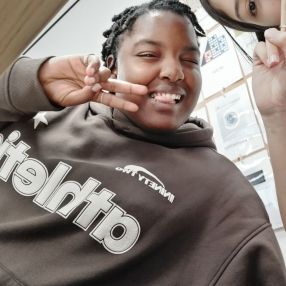Nishitah, Oppas in Simpelveld