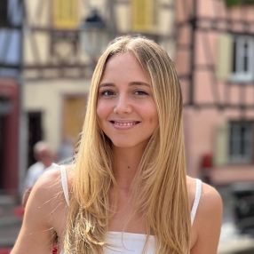 Brenda, Babysitter in Soest