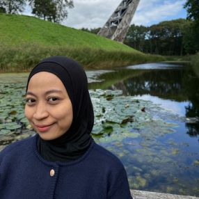 Dian, Babysitter in Bergen op Zoom