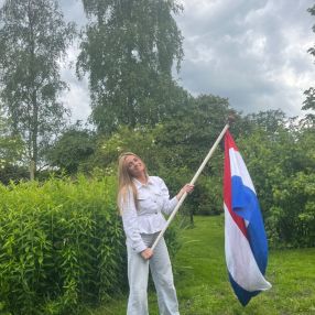 Tess, Oppas in De Lutte