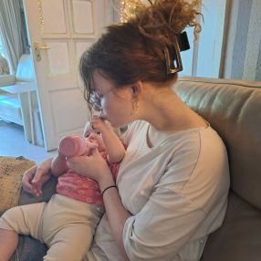 Fleur, Babysitter in Hoogeveen