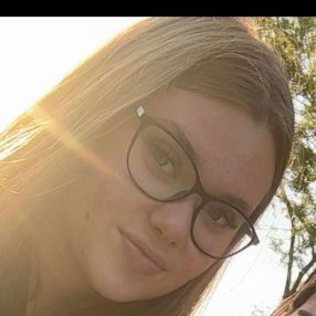 Riane, Babysitter in Delfzijl