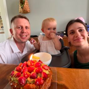 Roman, Family in Arnhem