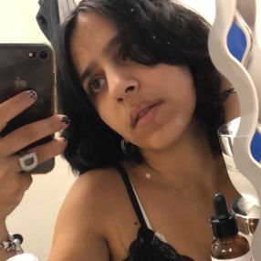 Dila, Babysitter in Schagen