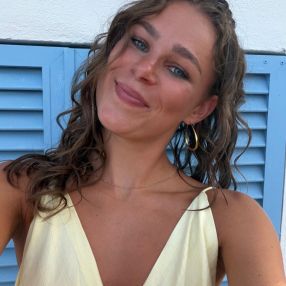 Nicole, Oppas in Rijnsburg