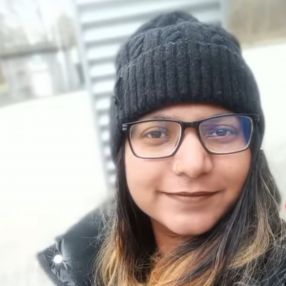 Neetu, Gezin in Hooghalen