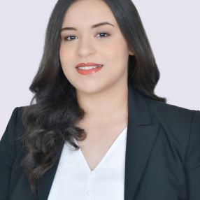 Meriem, Babysitter in Apeldoorn