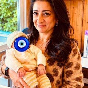 Muska, Babysitter in Almere