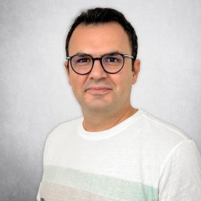 Farzam, Family in Ederveen