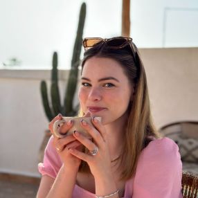 Dani, Gezin in Vlaardingen
