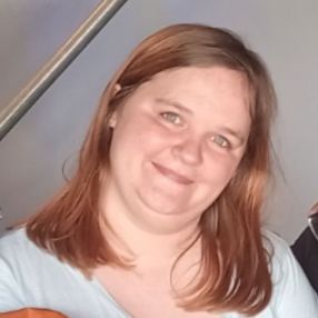 Nicole, Oppas in Bergen op Zoom