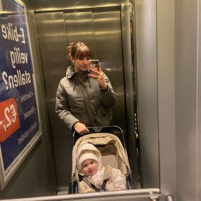 Debby, Gezin in Deventer