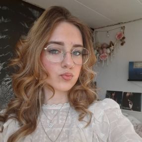 Gabriëlle, Oppas in Ten Boer