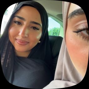 Ghenaa, Babysitter in Deurne