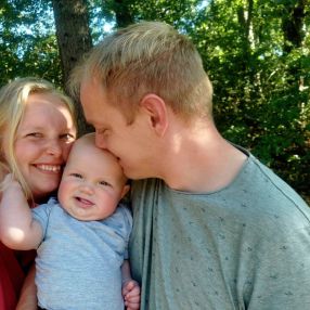 Anne, Gezin in Heijen