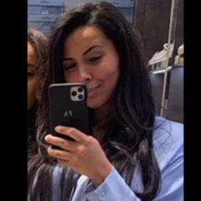 Faiza, Babysitter in Purmerend