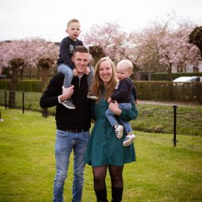 Anneline, Family in Ommen