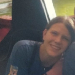 Lisa, Babysitter in Ijmuiden