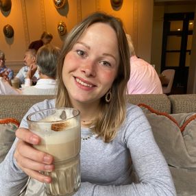 Isis, Babysitter in Boxtel