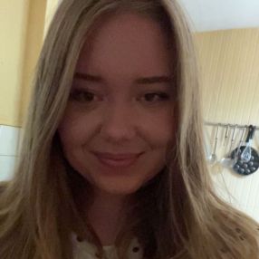 Dagmar, Babysitter in Schagen
